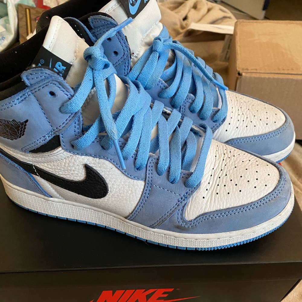 Air Jordan 1 university blue Retro High Og GS UNC